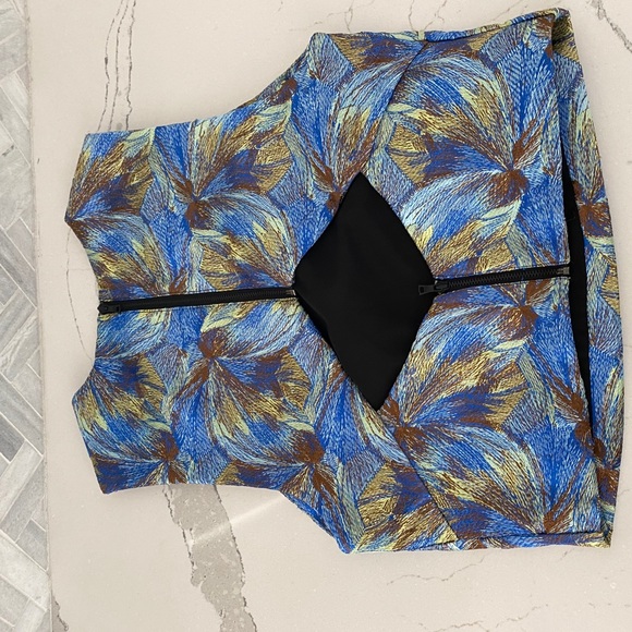 Sam Edelman Jacquard Zip Back Crop Top - Picture 2 of 6